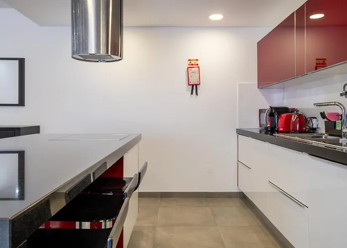 Vitamin Sea, The Sea View