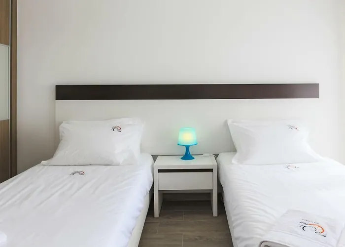 Vitamin Sea, The Sea View *